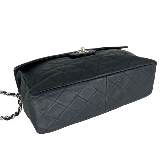 Chanel Navy Lambskin Classic Jumbo Single Flap Bag - Picture 11 of 16